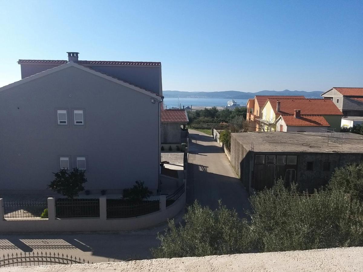 Sunny Apartment Jukic With Sea View Задар Екстериор снимка