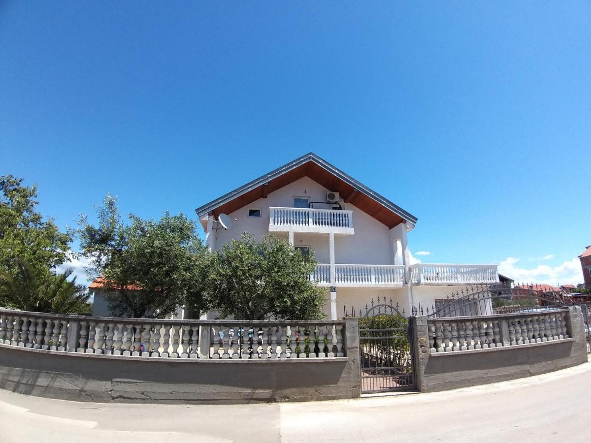 Sunny Apartment Jukic With Sea View Задар Екстериор снимка